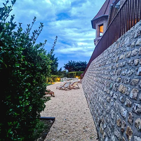 Villa La Sauvagère - Art Deco Face à Omaha