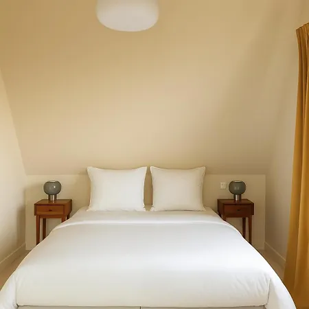 La Sauvagère - Art Deco Face à Omaha Villa *