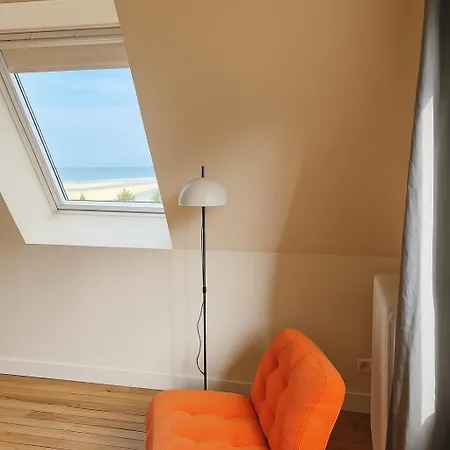 La Sauvagere - Art Deco Face A Omaha