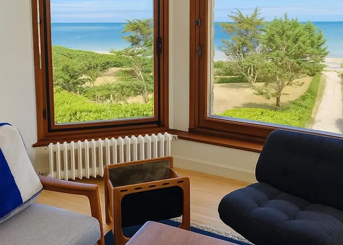 La Sauvagere - Art Deco Face A Omaha Villa *