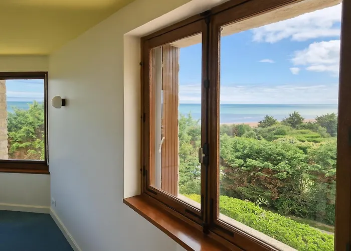 La Sauvagere - Art Deco Face A Omaha